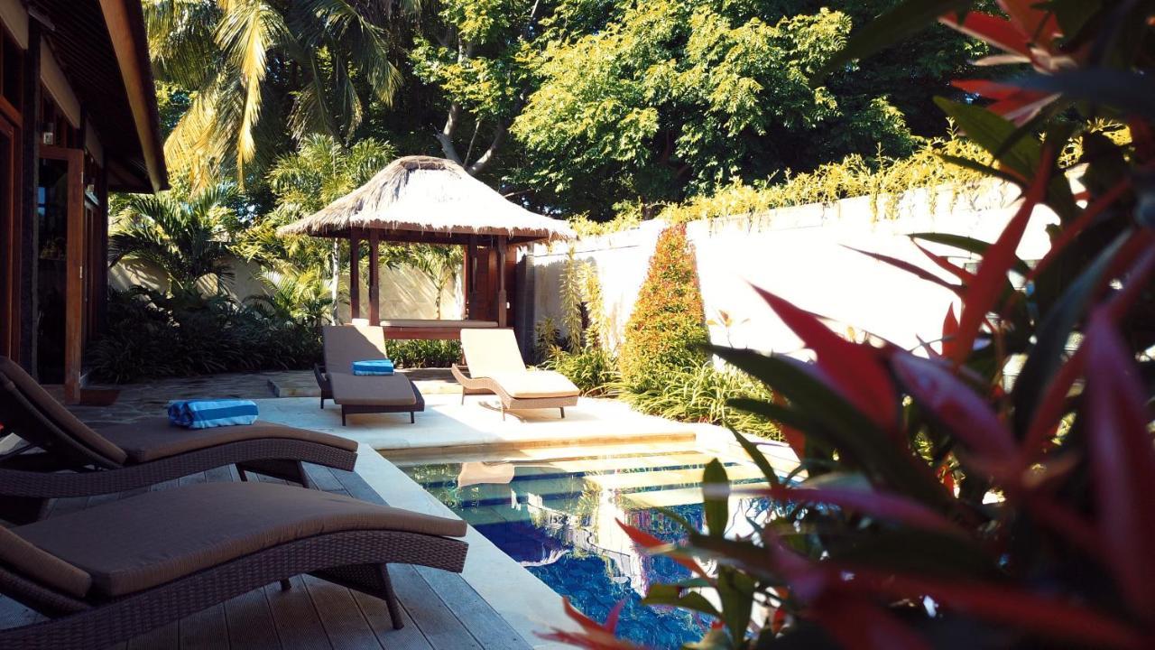Gili Palms Villas Джили Трауанган Екстериор снимка