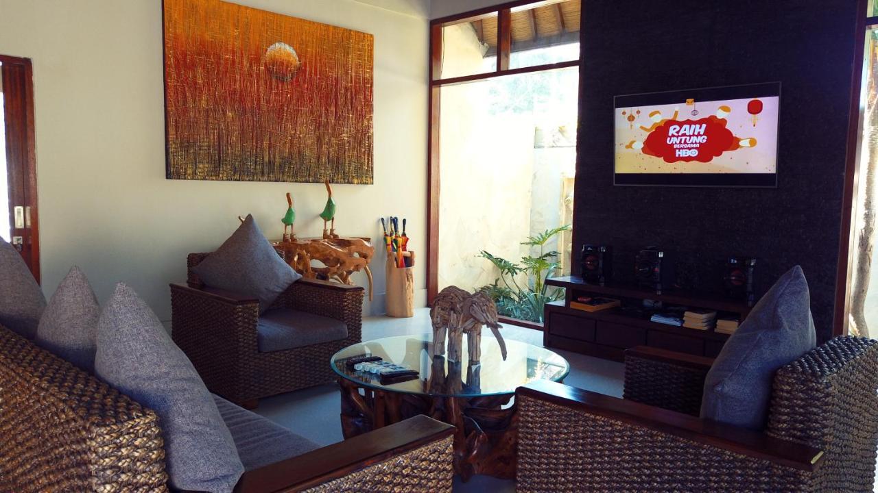 Gili Palms Villas Джили Трауанган Екстериор снимка