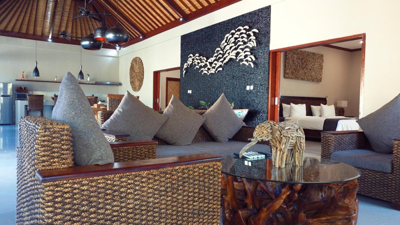 Gili Palms Villas Джили Трауанган Екстериор снимка
