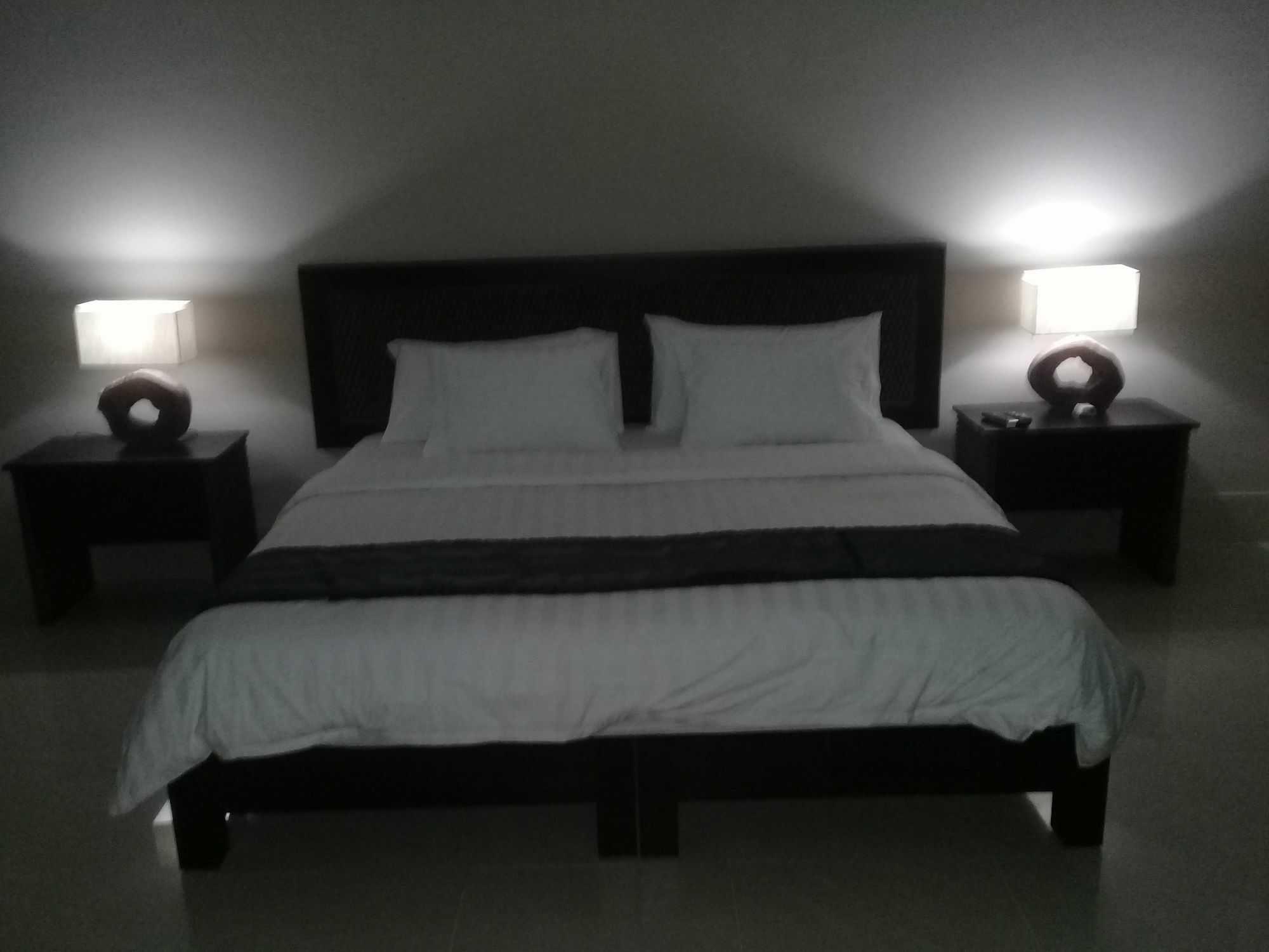 Gili Palms Villas Джили Трауанган Екстериор снимка