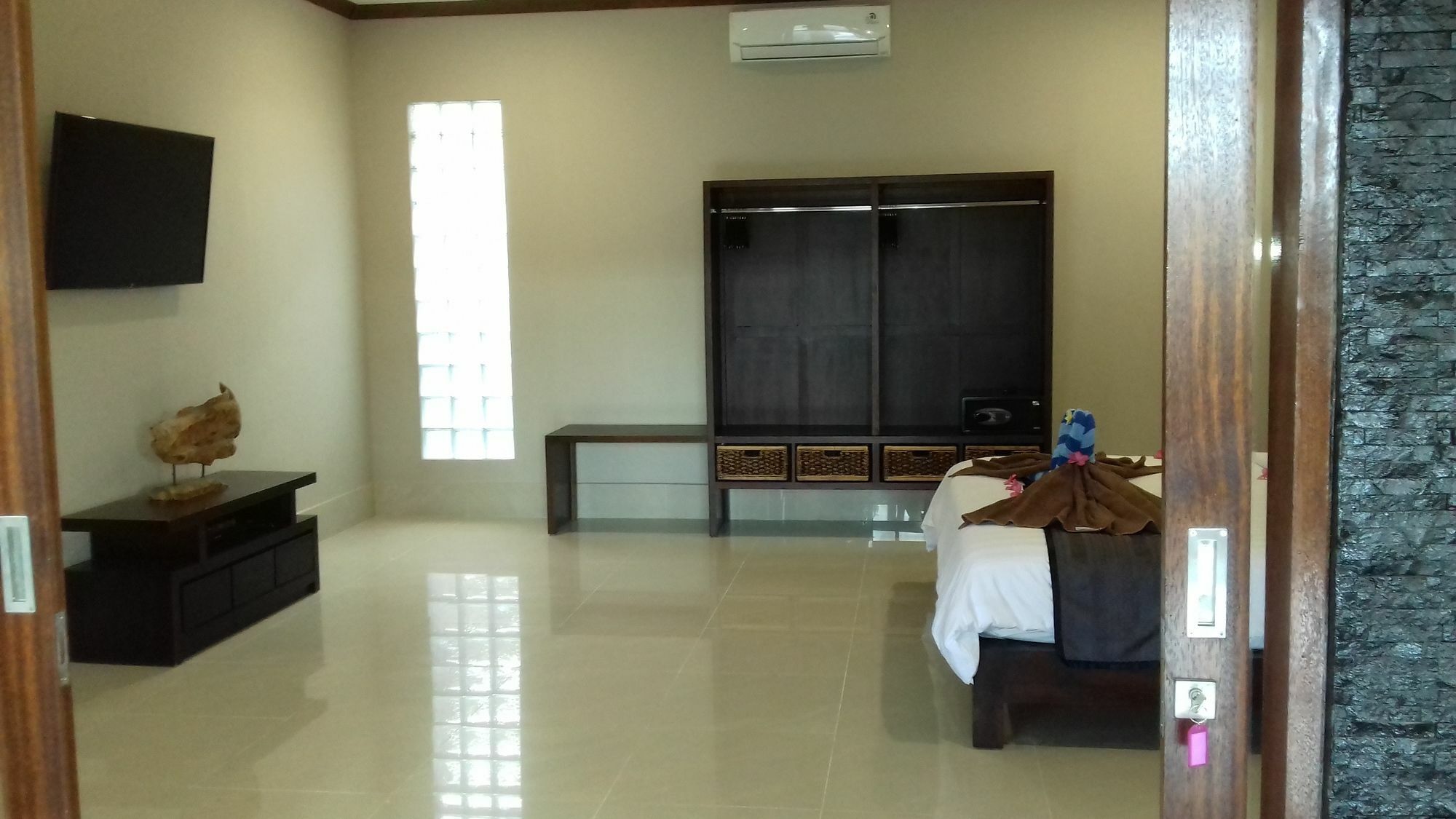 Gili Palms Villas Джили Трауанган Екстериор снимка