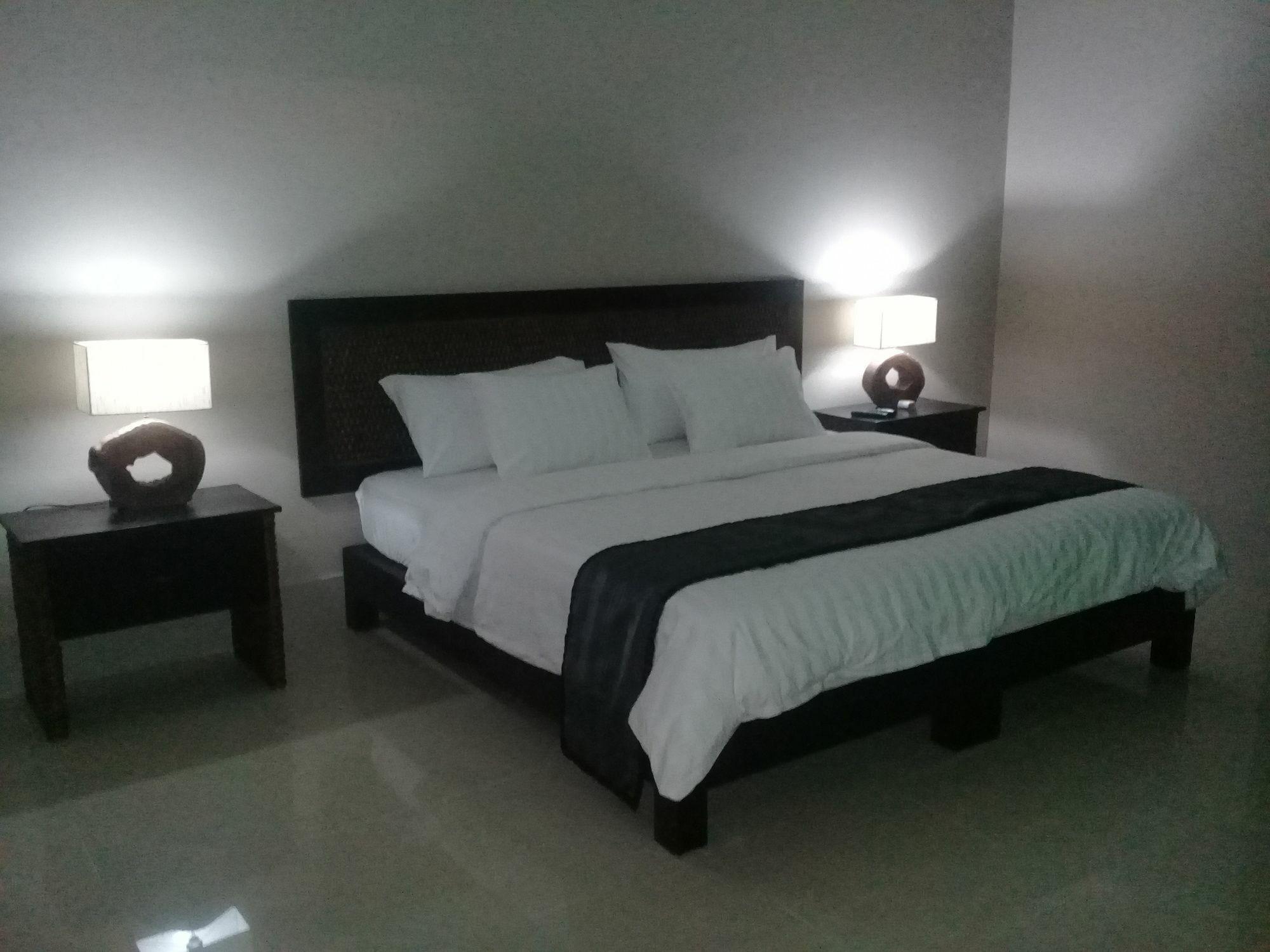 Gili Palms Villas Джили Трауанган Екстериор снимка