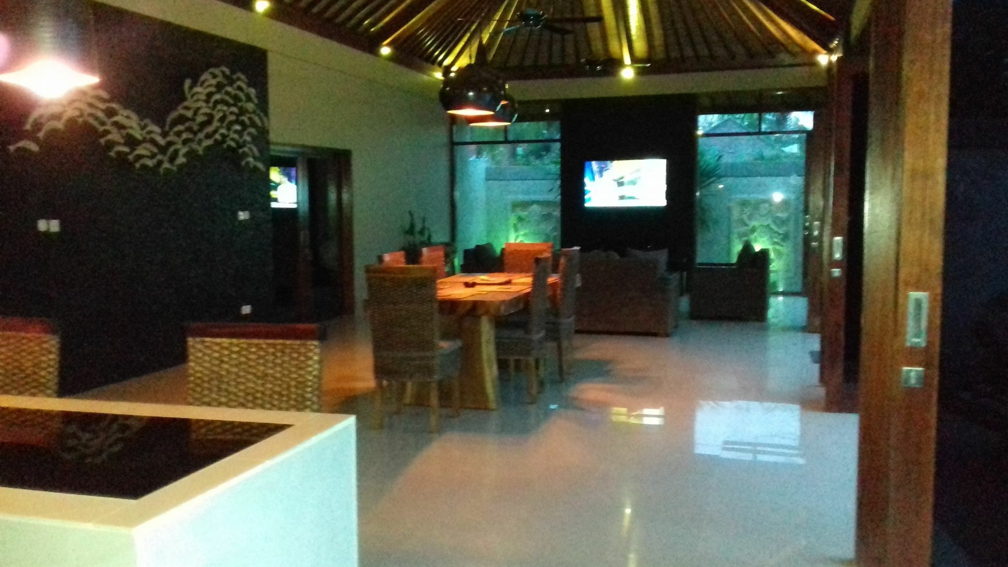 Gili Palms Villas Джили Трауанган Екстериор снимка